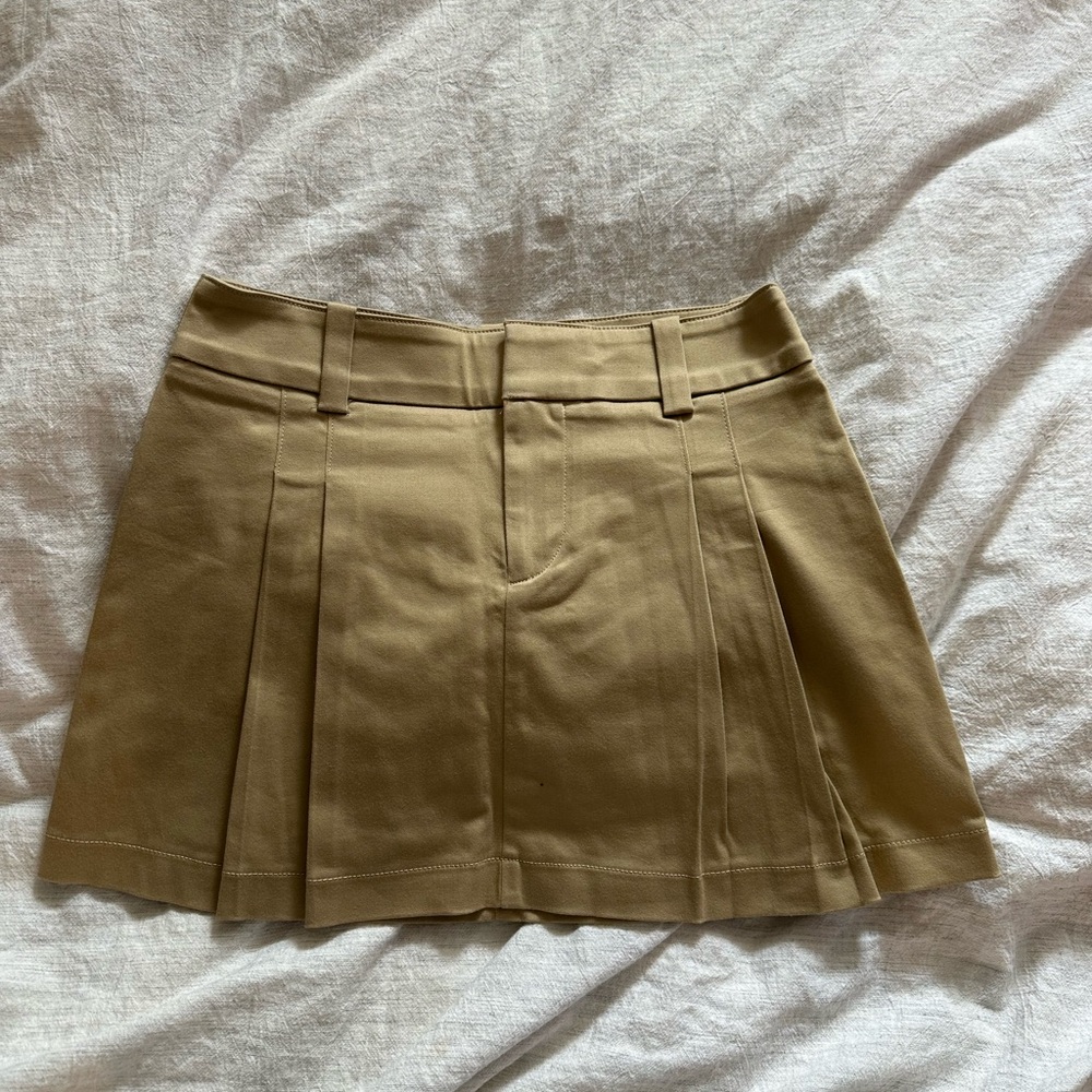 Aritzia sunday best skirt, size 0